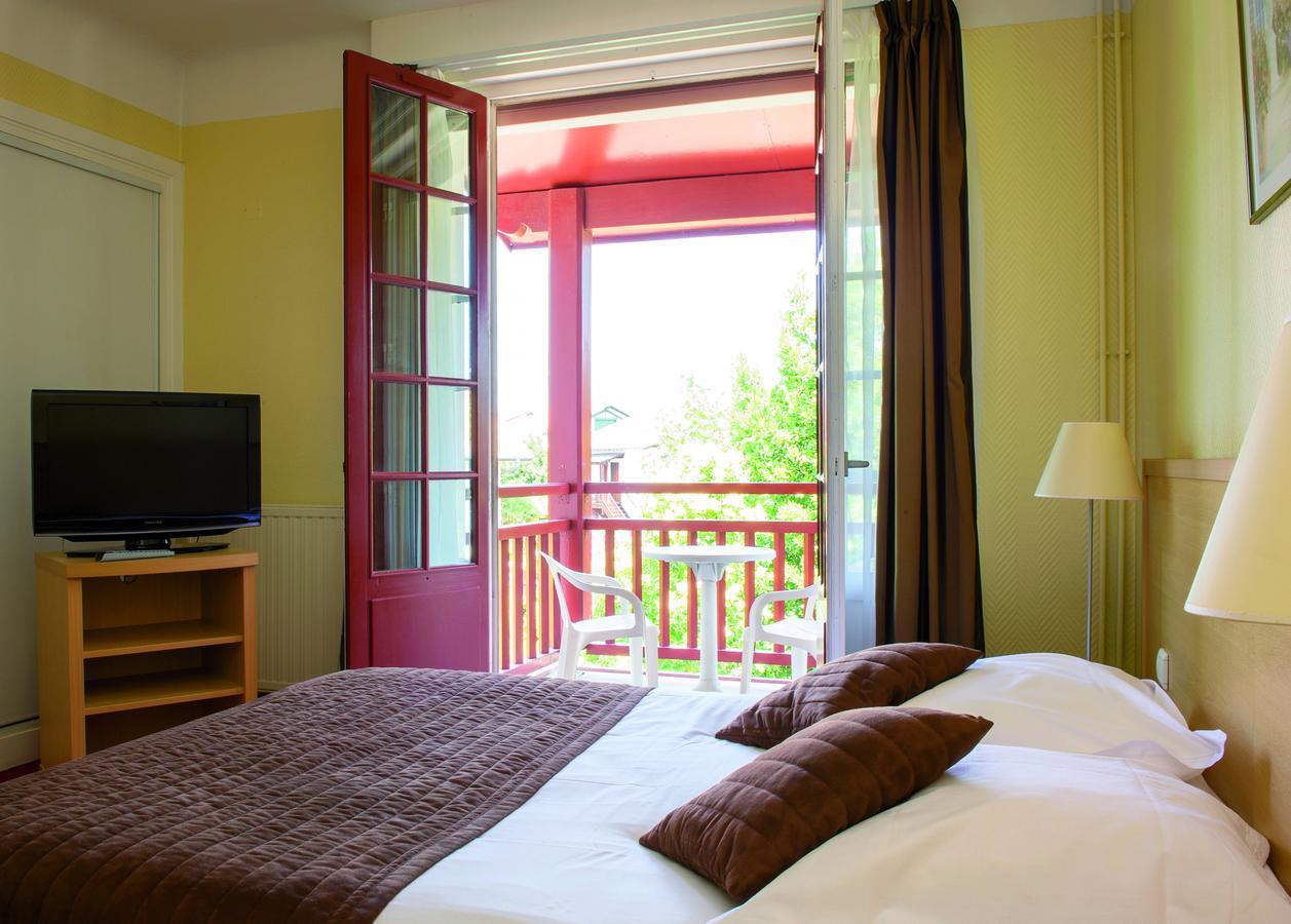 Hotel & Residence Vacances Bleues Orhoitza Hendaye Bagian luar foto