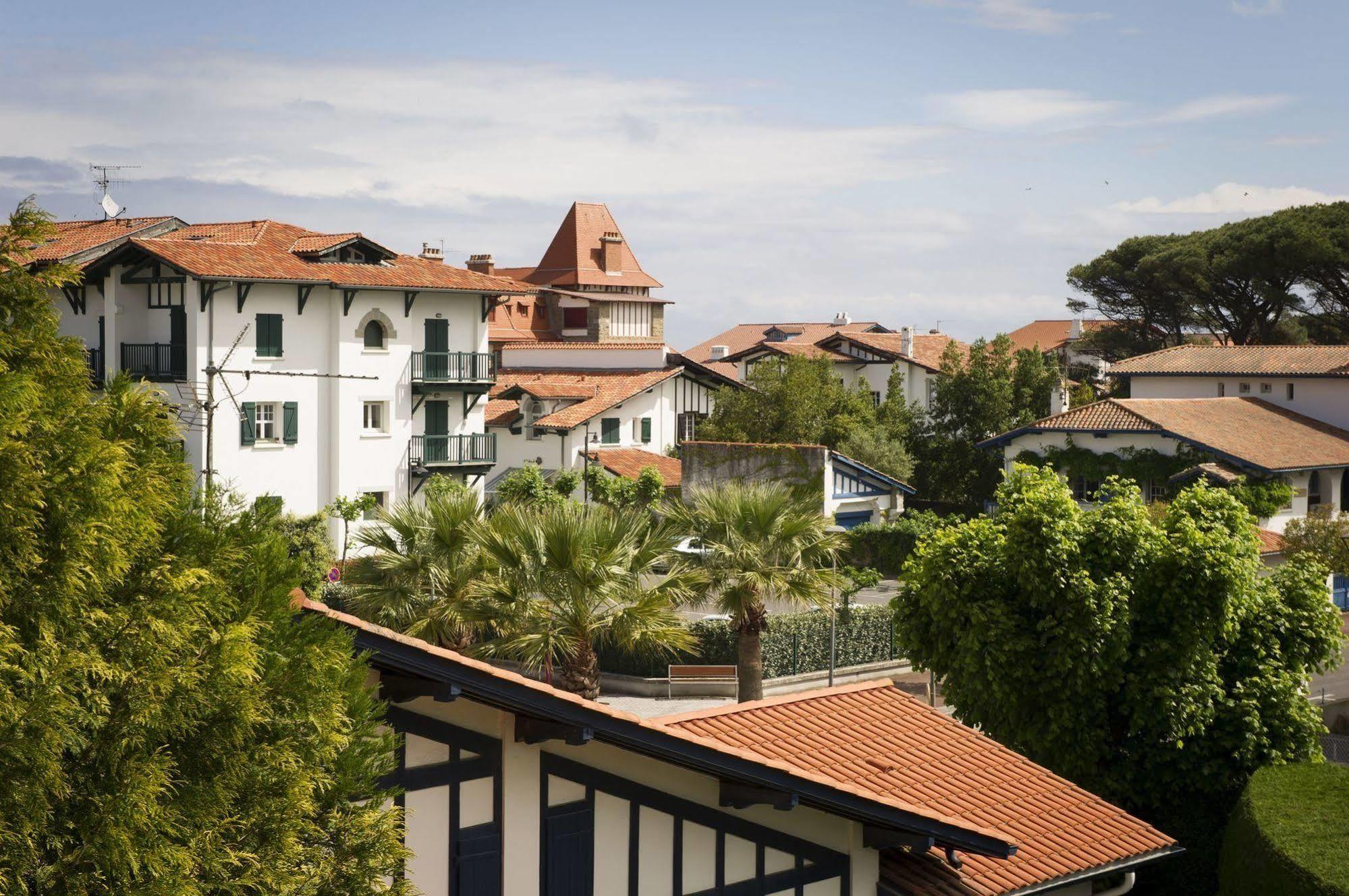 Hotel & Residence Vacances Bleues Orhoitza Hendaye Bagian luar foto